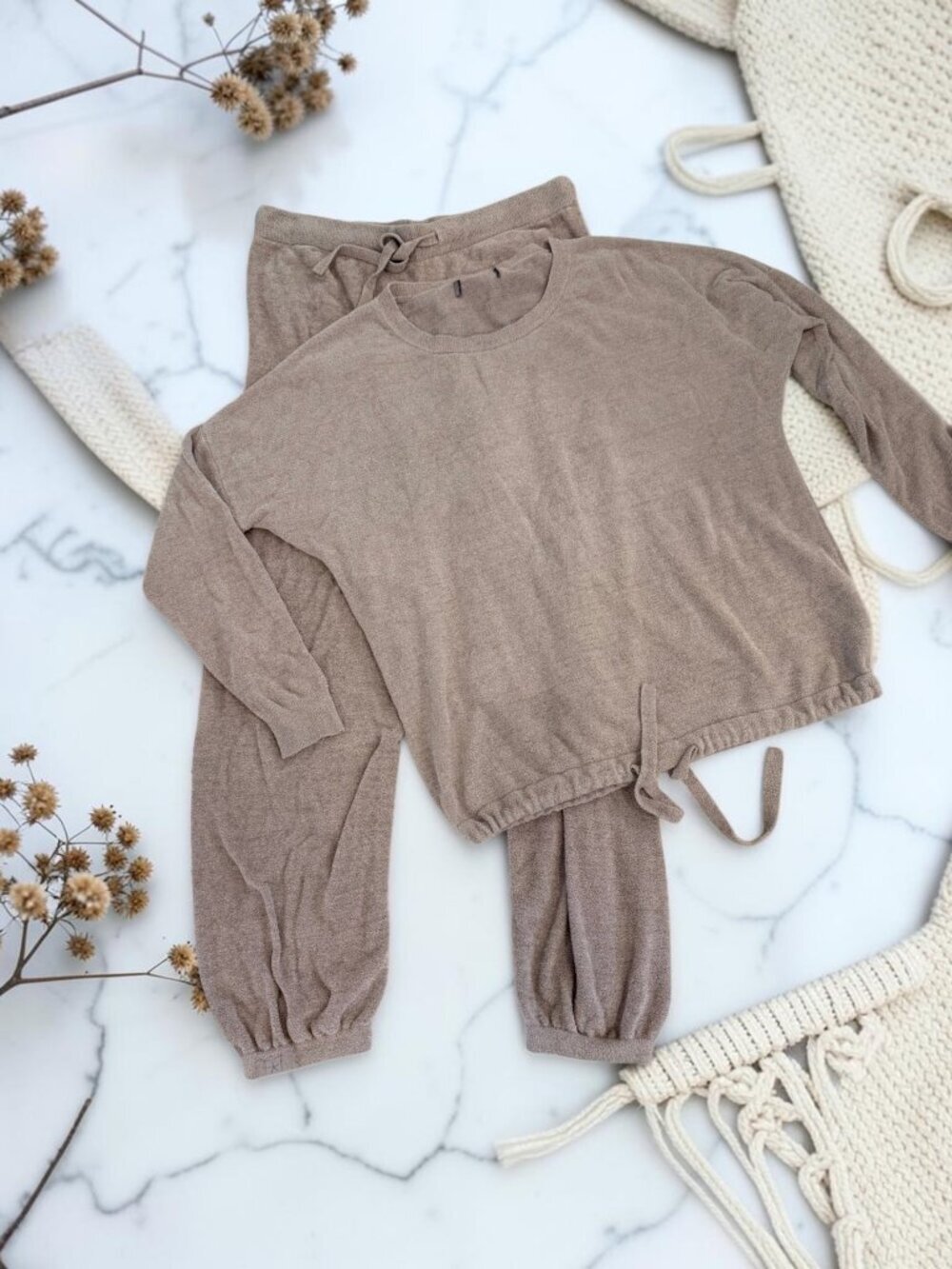 Barefoot Dreams CozyChic Ultra Lite Knit 2 Piece Set Sweatshirt & Joggers M/L? - Picture 2 of 14